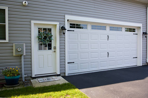 24/7 Emergency Garage Door Roller Replacement experts in Montesano, WA